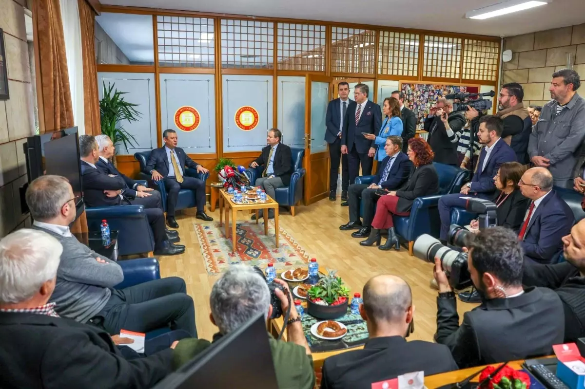 CHP\'den Basın Özgürlüğü Vurgusu