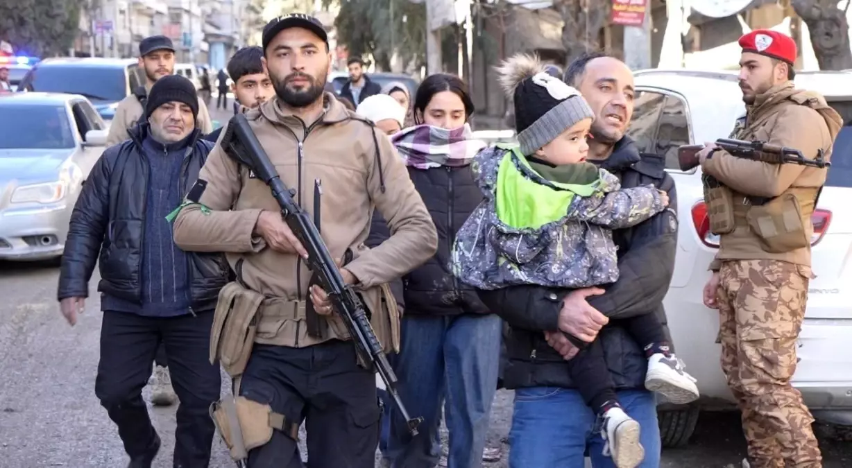 Halep\'te Siviller Kurtarıldı