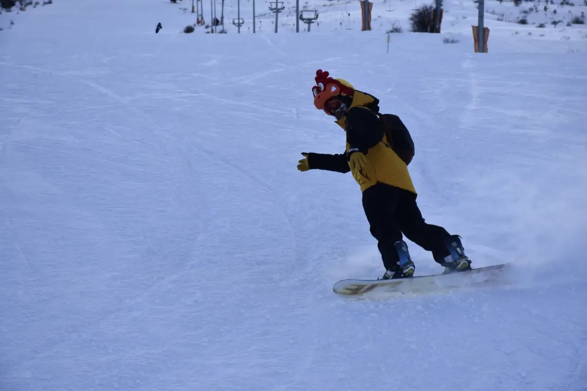 Yıldız Dağı\'nda Kış Sporları Yoğunluğu