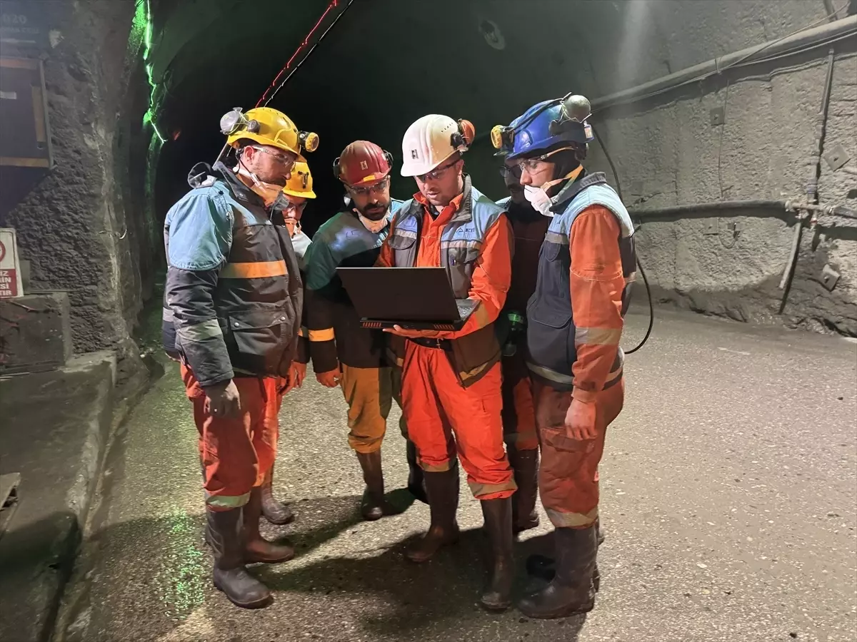 Maden İşçileri Yılın Kareleri Oylamasında