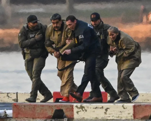 Bomba iddia: ABD, Maduro operasyonunda gizemli bir silah kullandı Bomba iddia: ABD, Maduro operasyonunda gizemli bir silah kullandı