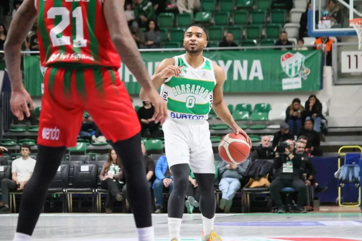 Bursaspor, Karşıyaka\'yı 86-84 Yendi