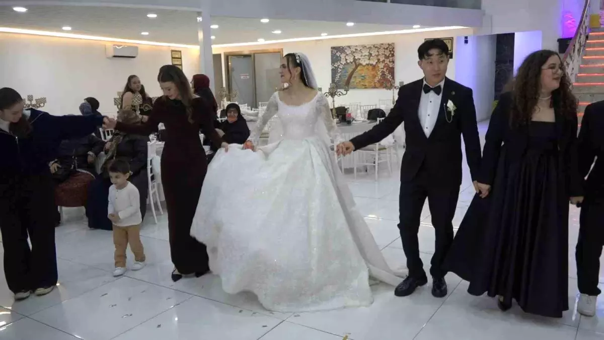Koreli Damat, Rize\'de Türk Geline Evlendi