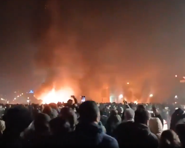 İran'daki protestolarda hayatını kaybedenlerin sayısı 217'e yükseldi