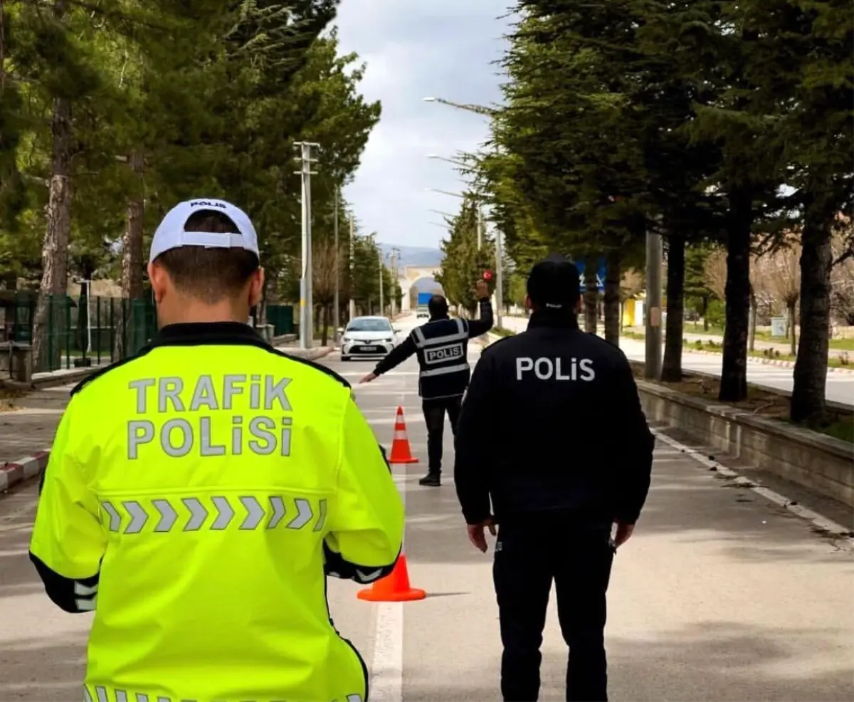 Isparta\'da Geniş Çaplı Polis Denetimi