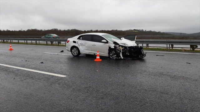 İstanbul-İzmir Otoyolu'nun Balıkesir kesiminde zincirleme trafik kazasında 1 kişi öldü