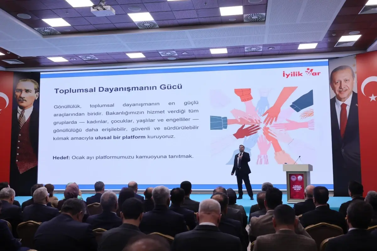 Dr. Çetin, Engelliler İçin Umut Oluyor