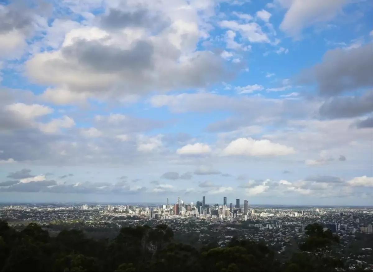 Koji Tropikal Siklonu Avustralya\'da Elektrik Kesintilerine Neden Oldu