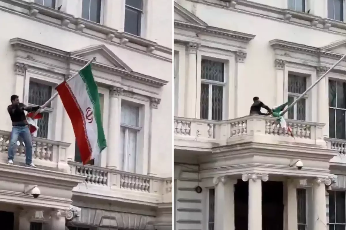 Londra\'daki İran Büyükelçiliği\'ne tırmanan protestocu devrim öncesi İran bayrağını astı