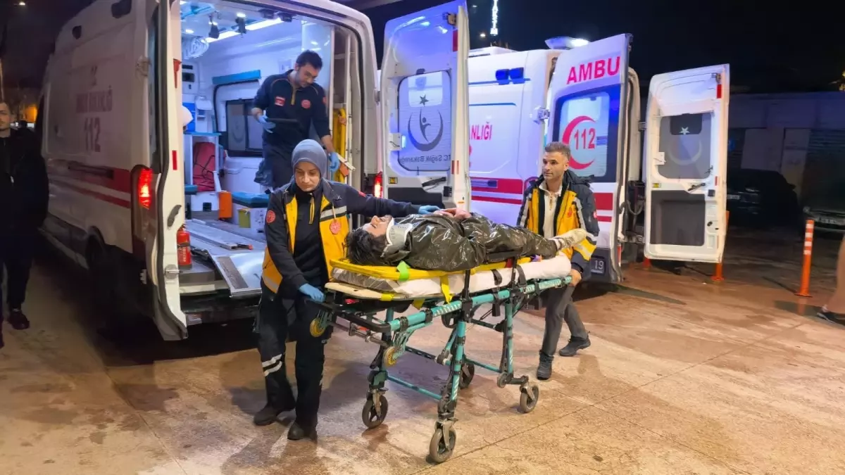 İnegöl\'de Motosiklet Kazası: 2 Yaralı