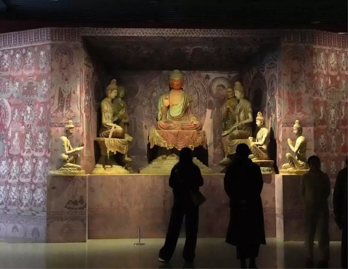 Dilan Atasayar\'ın Eserleri Nanchang\'da