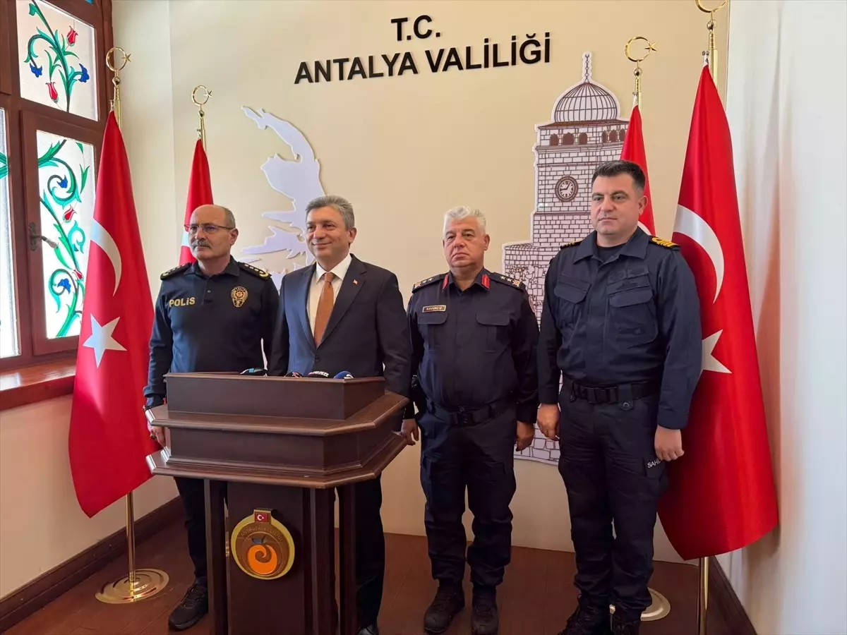 Antalya\'da Güvenlik Toplantısı Yapıldı