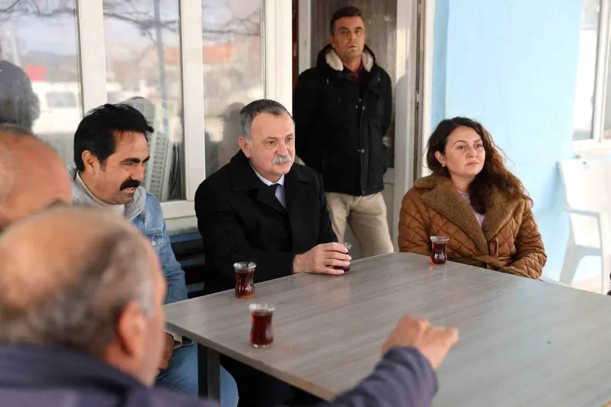 Başkan Balaban Karaveliler\'de vatandaşı dinledi