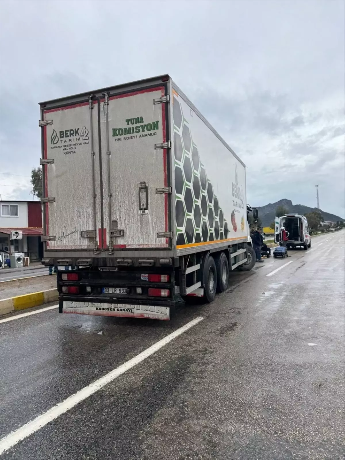 Mersin\'de Kamyon Yayaya Çarptı