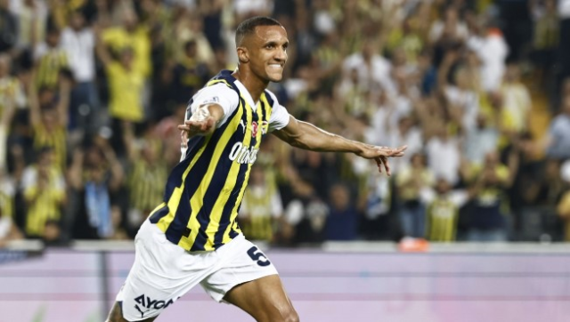 Emre Belözoğlu telefonla aradı! Fenerbahçe'den ikinci transferi istiyor