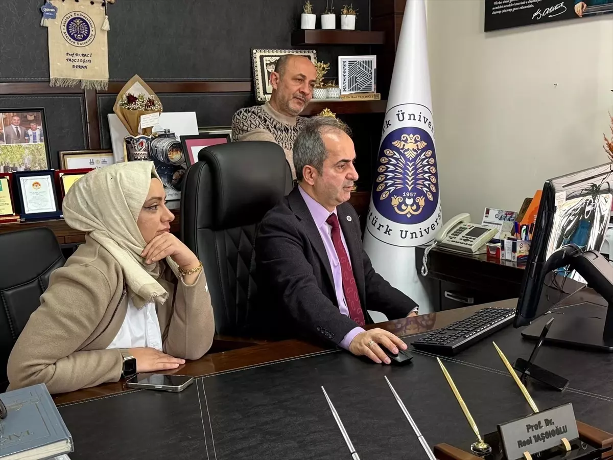 Akademisyenler \'Yılın Kareleri\' Oylamasında