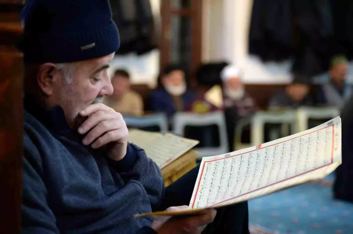 Erzurum\'da 1001 Hatim Geleneği Coşkuyla Yaşatılıyor