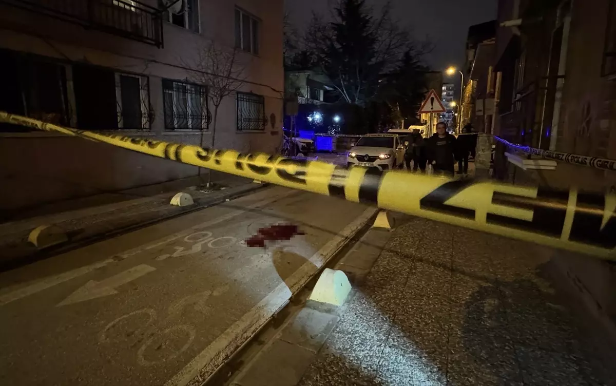 Eskişehir\'de Bıçaklı Kavga: 1 Ağır Yaralı