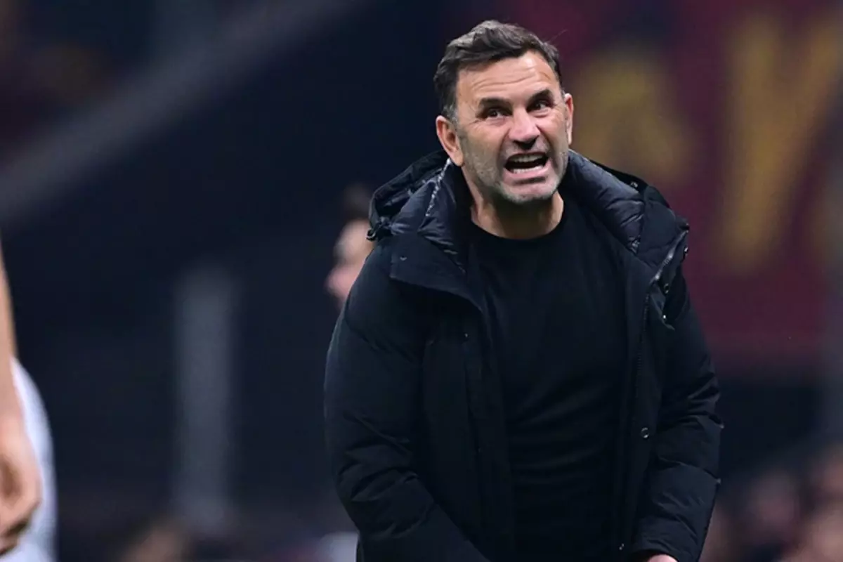 Galatasaray\'da derbinin faturası iki isme kesildi