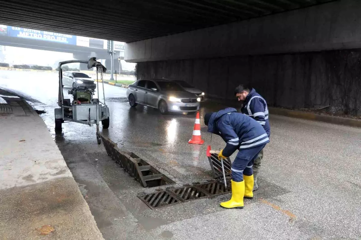 Gaziantep Büyükşehir, beklenen yoğun yağışa karşı önlem aldı