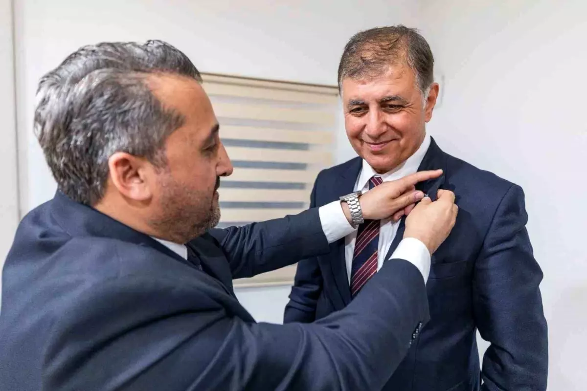 İZAZDER, İzmir Büyükşehir Belediyesi ile İzmir-Bakü kardeşliğini masaya yatırdı