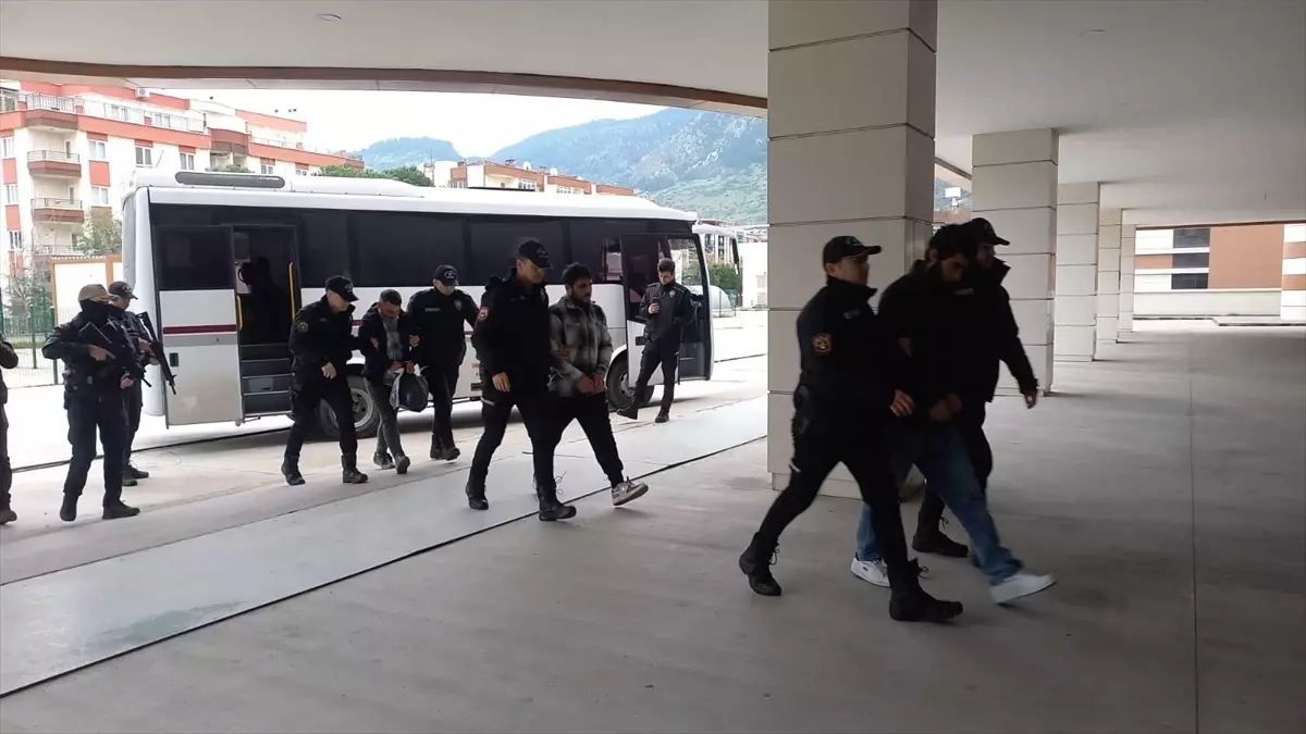 DEAŞ Operasyonu: 7 Gözaltı