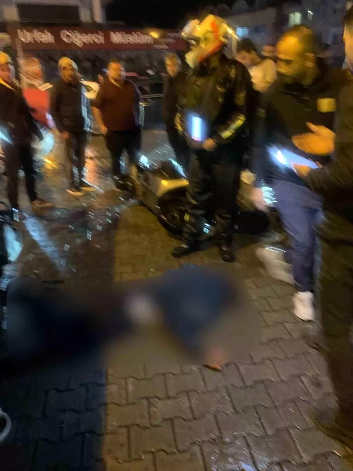 Marmaris\'te belediye kamyonu ile motosiklet çarpıştı: 1 yaralı