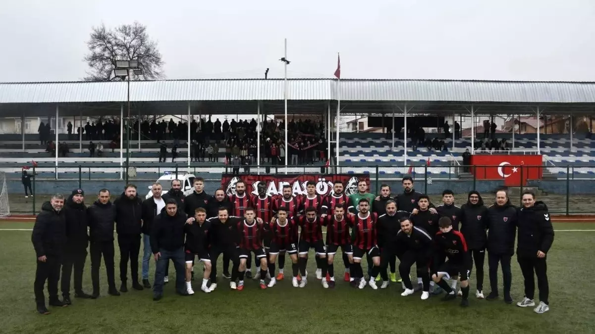Karaköyspor Derbiyi Kazandı