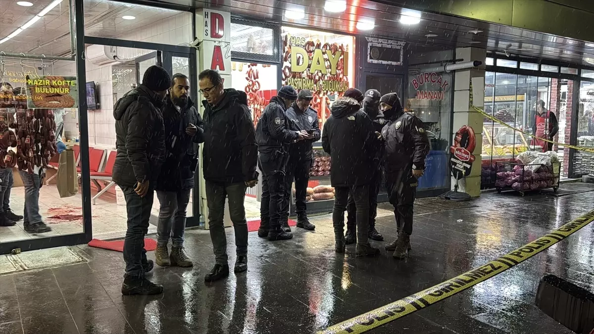 Sivas\'ta Silahlı Kavga: 2 Kardeş Yaralandı