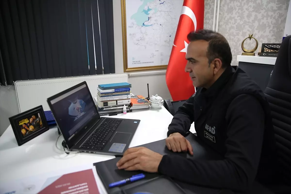 AFAD Müdürü Ulutaş, Yılın Kareleri Oylamasına Katıldı