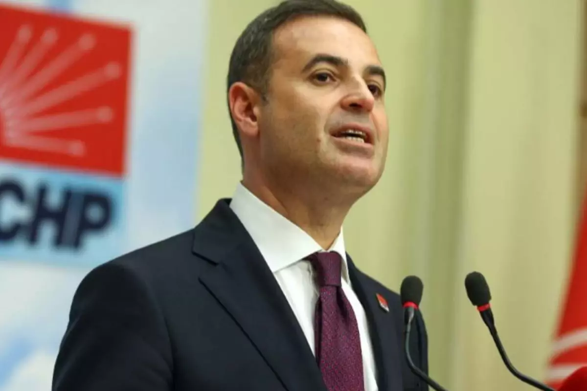 Ahmet Akın, AK Parti\'ye mi geçecek? Umre dönüşü saat verip çağrıda bulundu