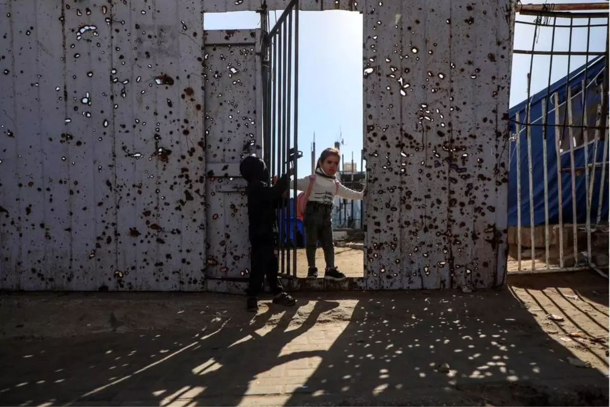 Cibaliye\'deki Öğrenciler Eğitime Devam Ediyor