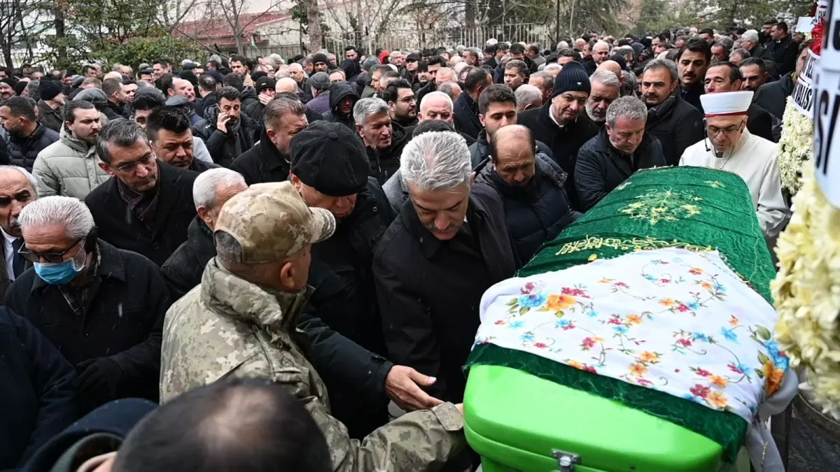 Nevin Kahraman Son Yolculuğuna Uğurlandı