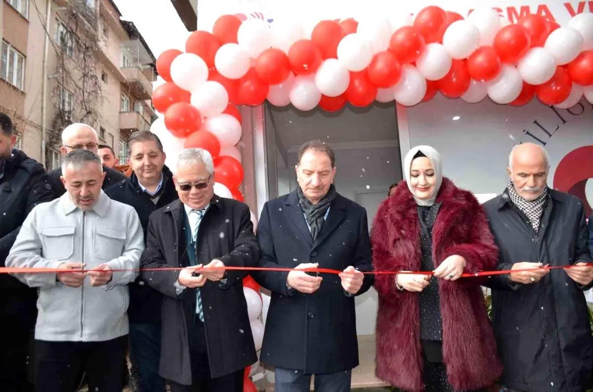 Bilecik\'te İyiliğe Dokun Yardımlaşma ve Dayanışma Derneği dualarla açıldı