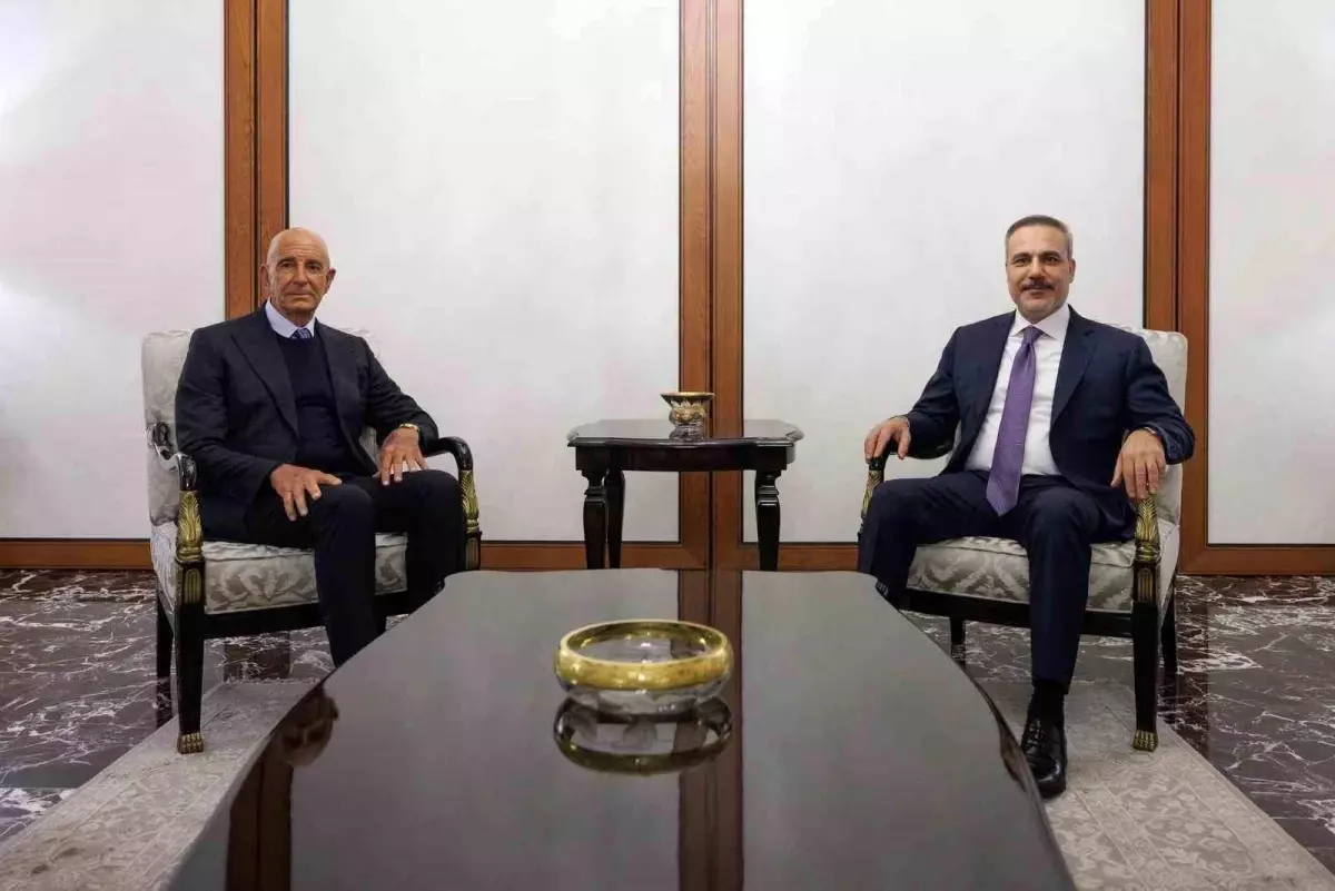 Hakan Fidan, Tom Barrack\'ı Kabul Etti