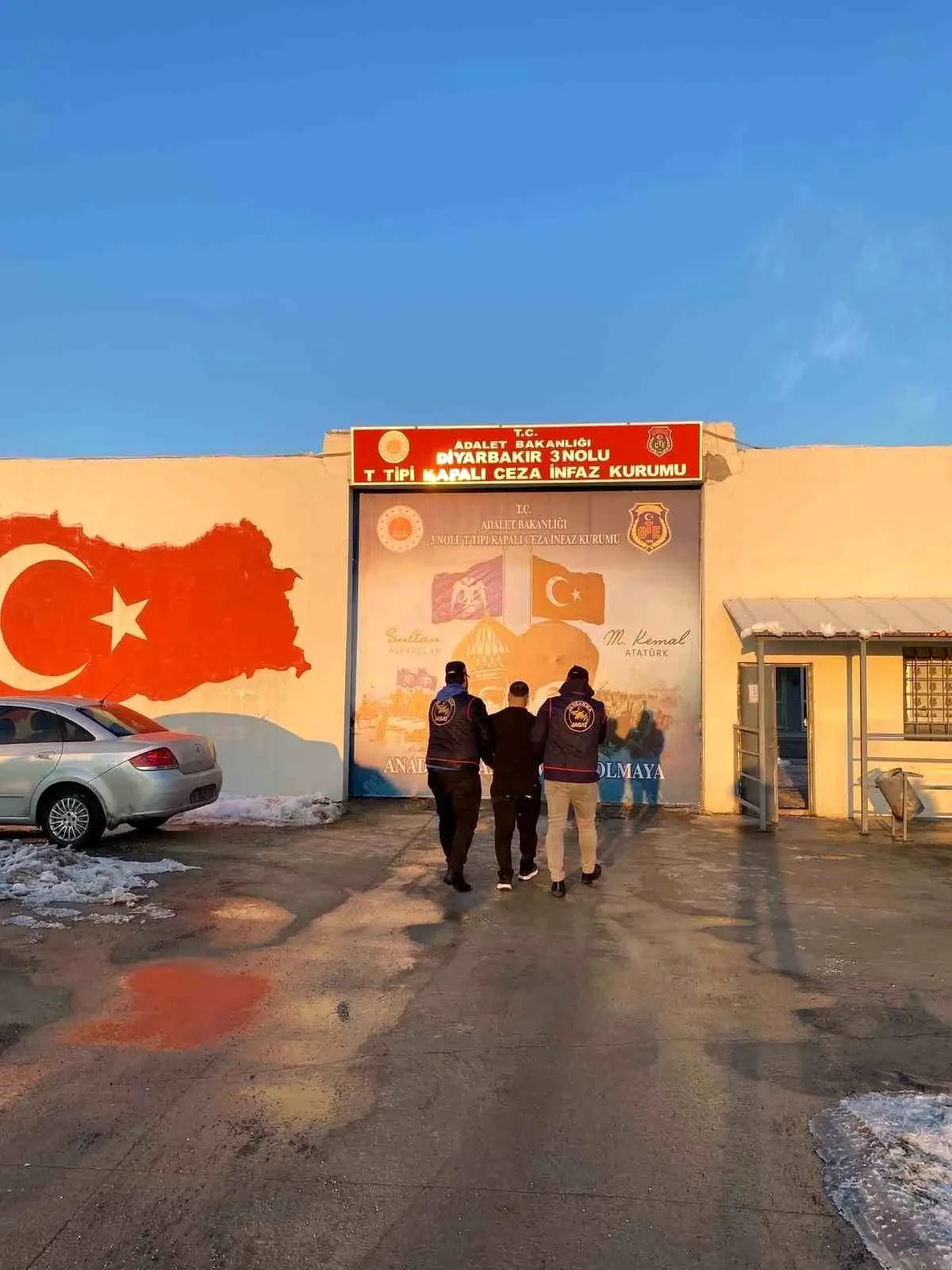 Diyarbakır\'da 140 Suçlu Tutuklandı