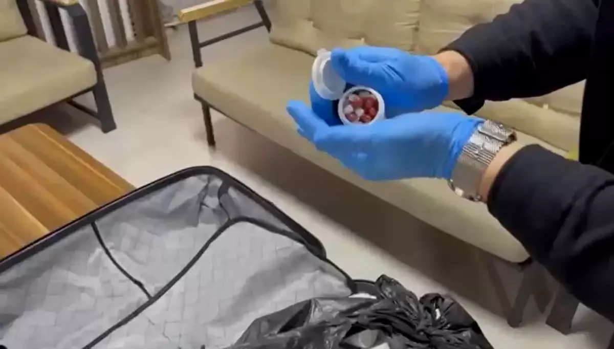 Samsun\'da Uyuşturucu Operasyonu: 18 Bin Hap Ele Geçirildi