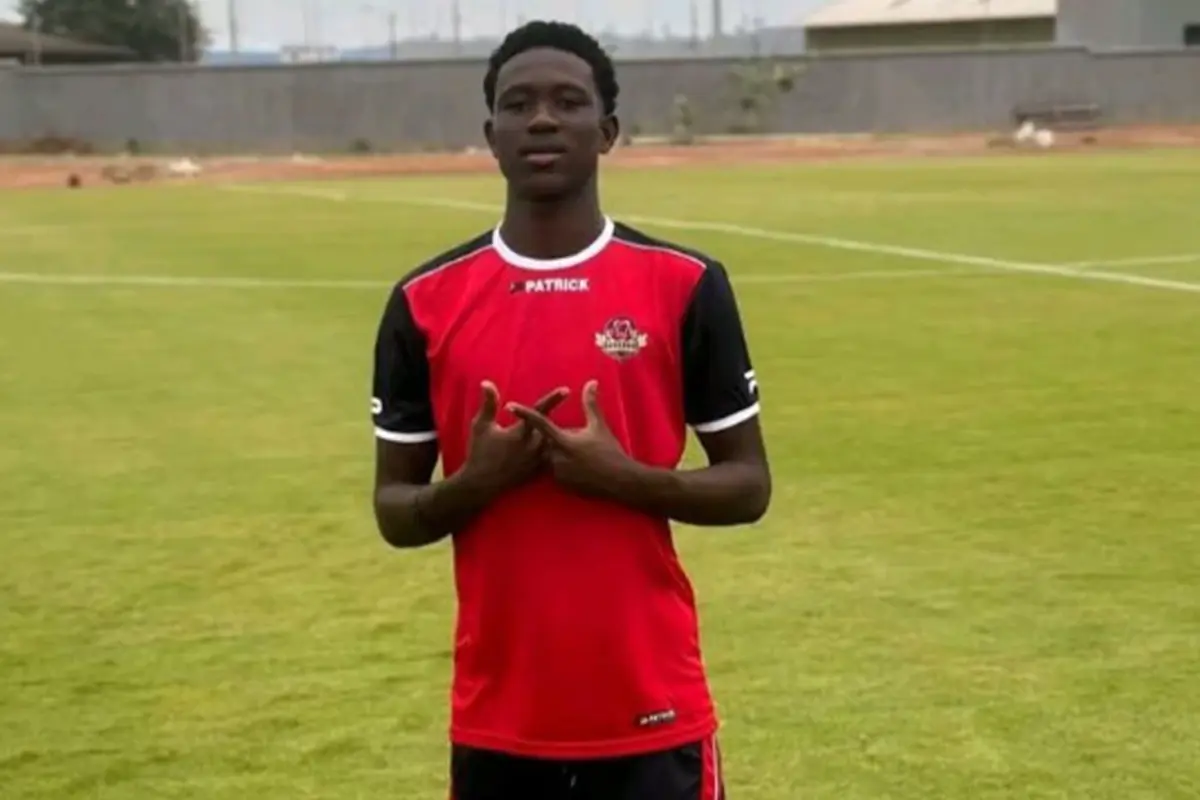 Fenerbahçe\'nin antrenmana çıkardığı Yann Jude Göztepe\'ye gitti