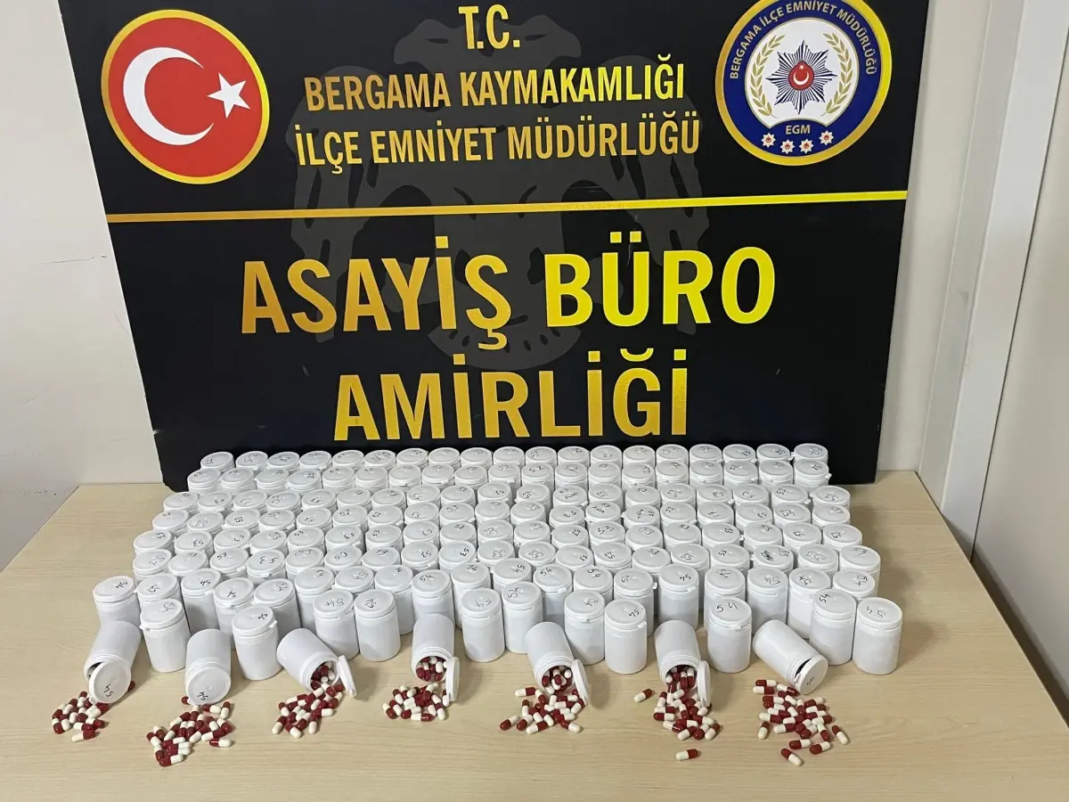 Bergama\'da Uyuşturucu Ecza Yakalandı