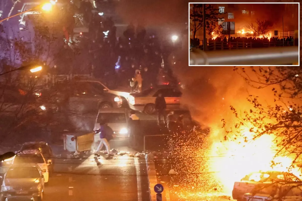 Kan donduran iddia: İran\'daki karanlık gecede 12 bin kişi öldürüldü