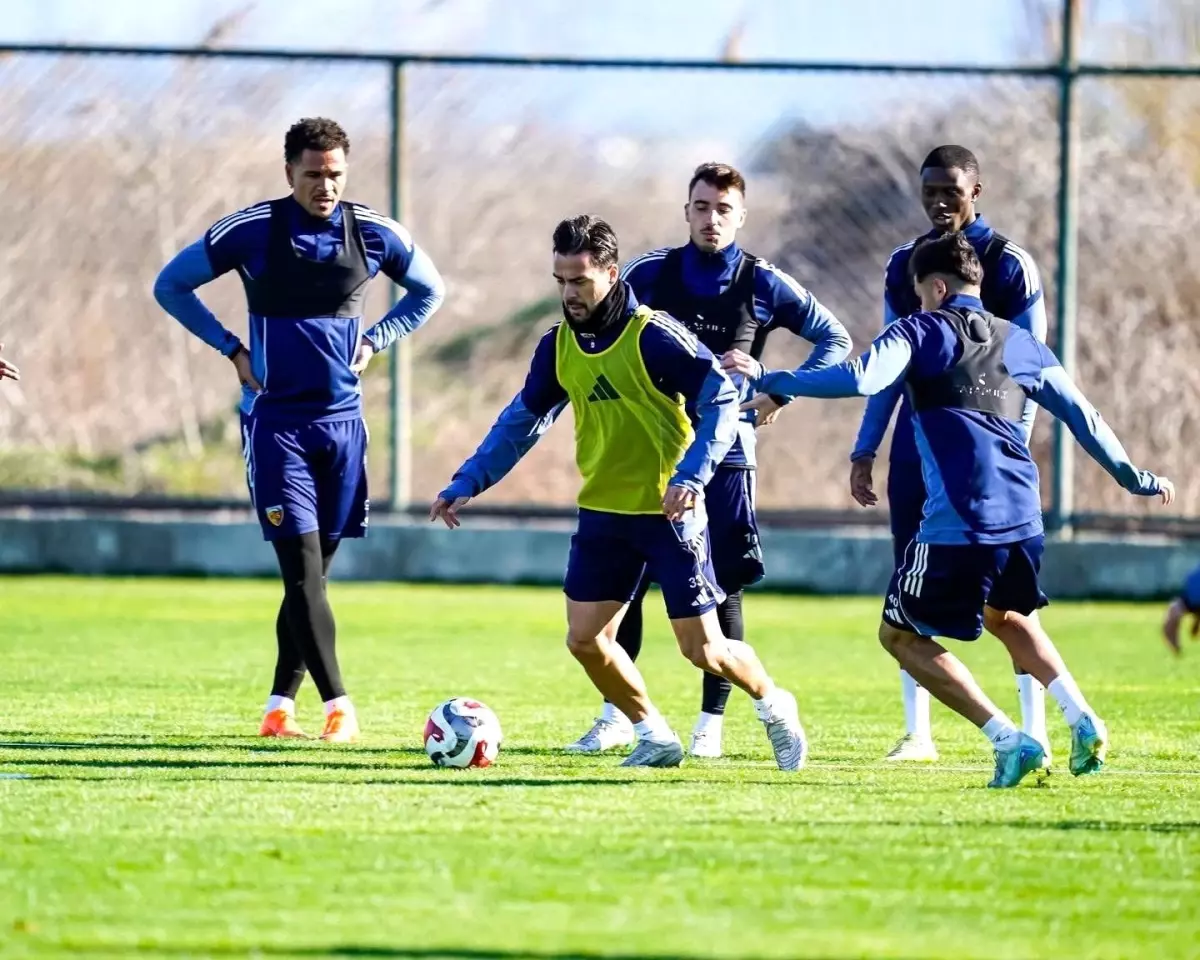 Kayserispor, Beşiktaş ile Deplasmanda Başlıyor