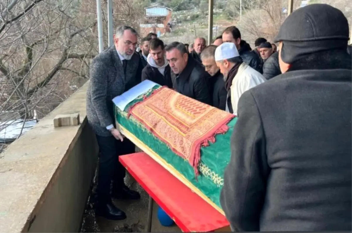 Kestel Gölbaşı Mahallesi Muhtarı İrfan Aydın son yolculuğuna uğurlandı