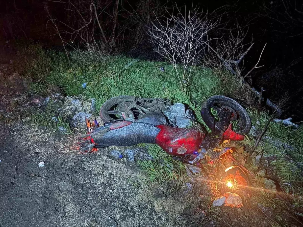 Bursa\'da Motosiklet Kazası: 31 Yaşındaki Sürücü Ağır Yaralı
