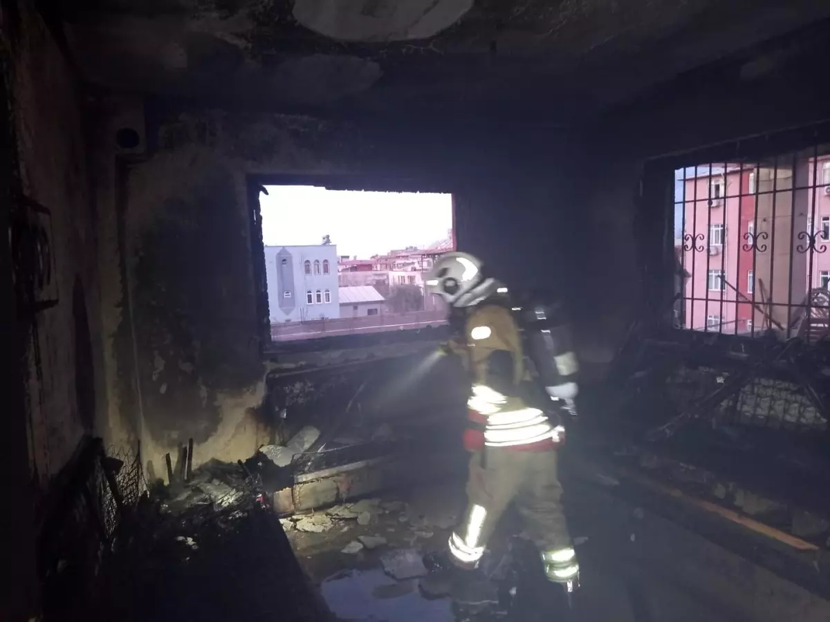 Payas\'ta ev yangını