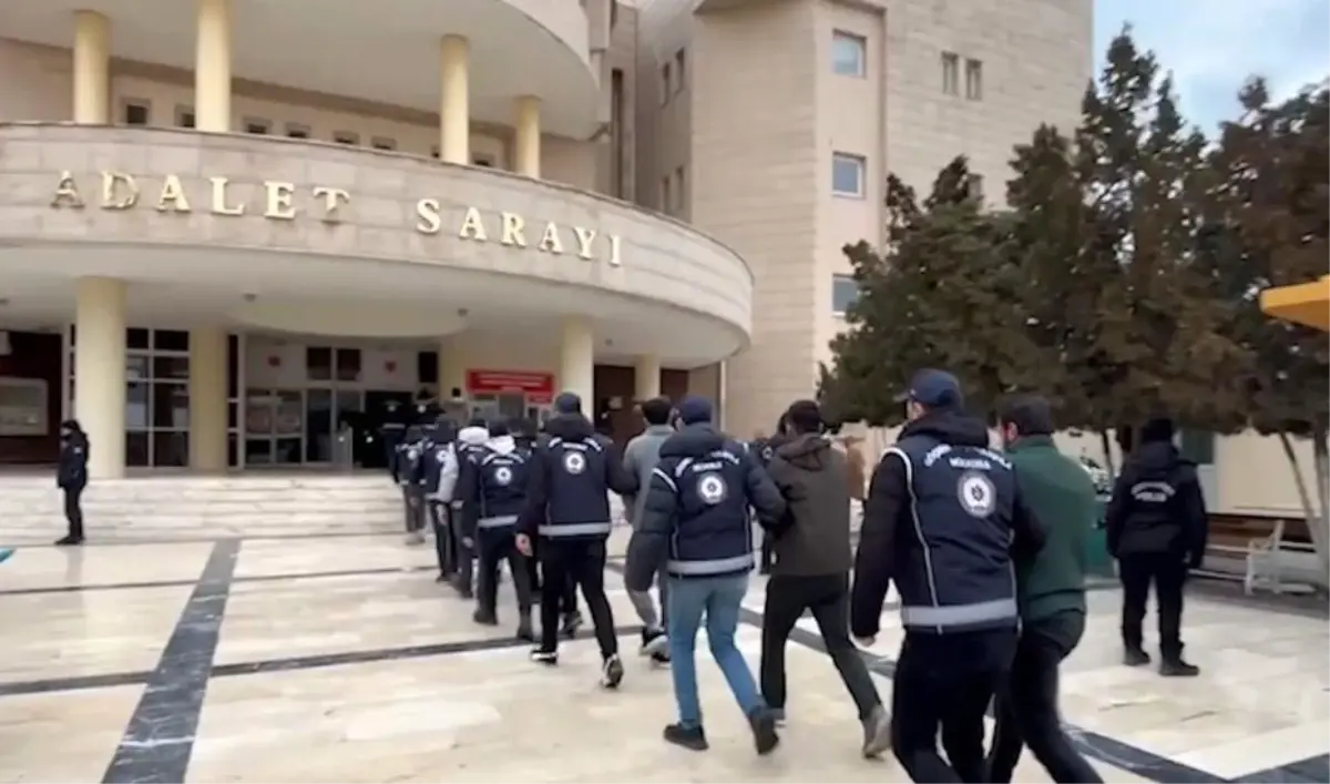 Şanlıurfa\'da Göçmen Kaçakçılığı Operasyonu