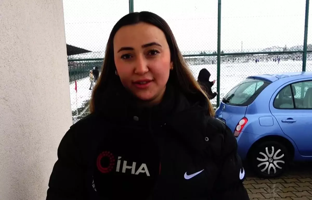 Tavşanlı Akıncılarspor Kadın Takımı Hazırlıklarını Sürdürüyor