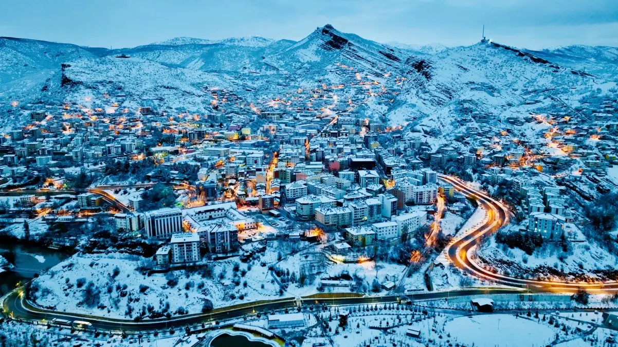 Tunceli\'de Kar Nedeniyle Eğitime Ara