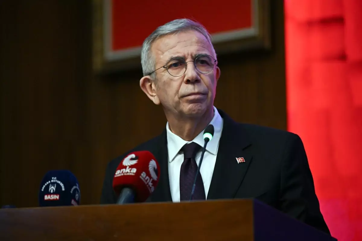 ABB\'ye yönelik konser davasında tahliye edilen 3 sanık hakkında yakalama kararı