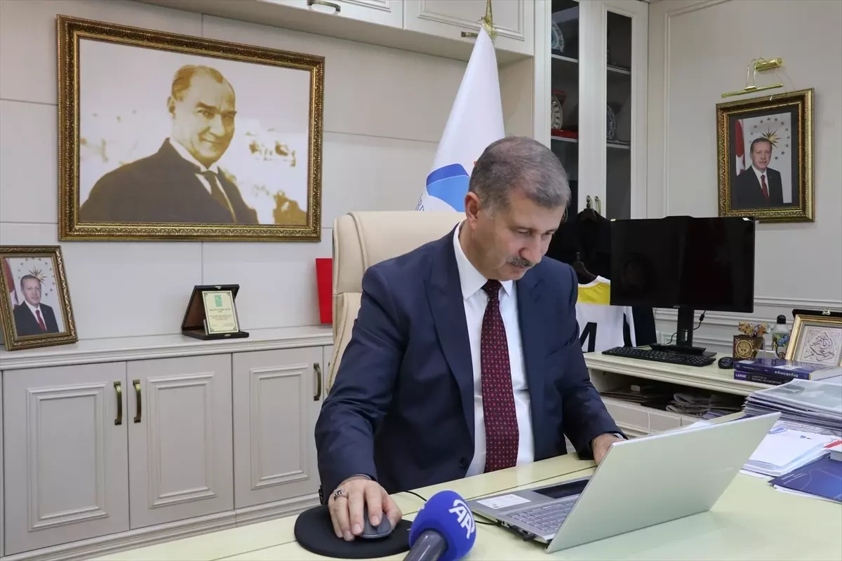 Gülçin, Yılın Kareleri Oylamasına Katıldı