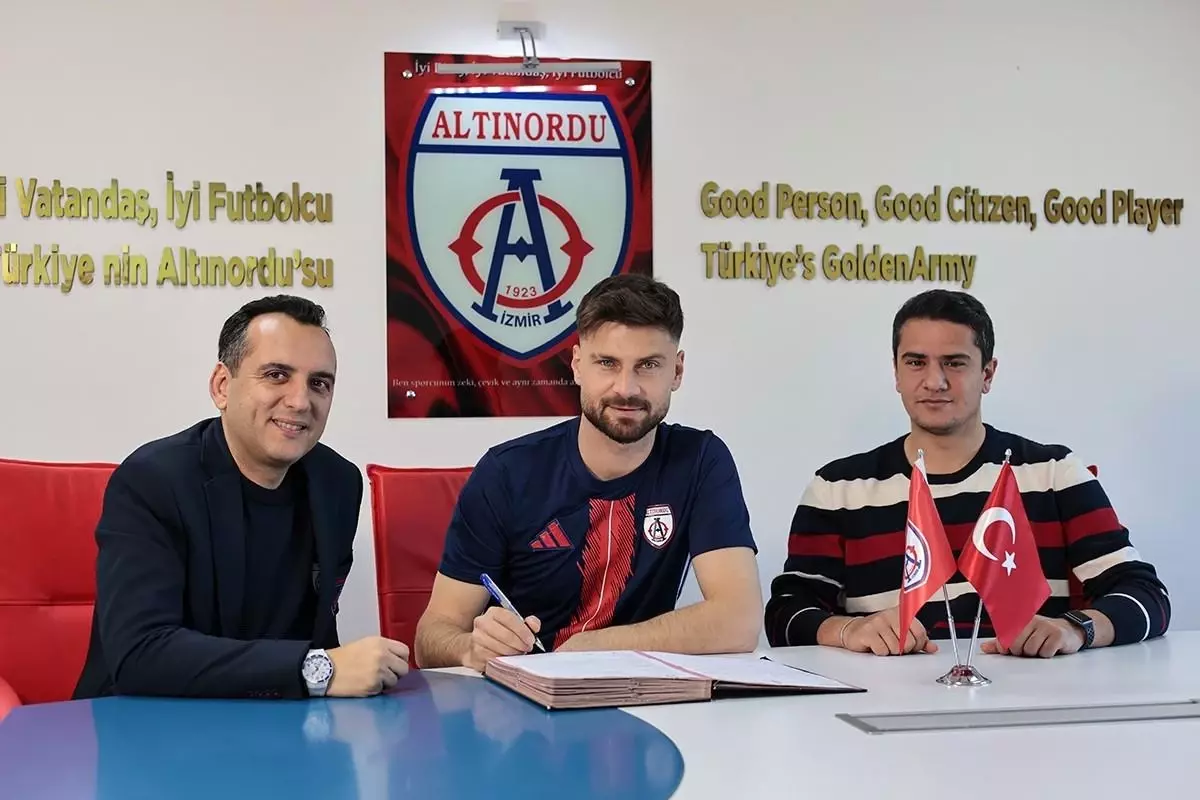 Altınordu, Sadi Karaduman\'ı Transfer Etti